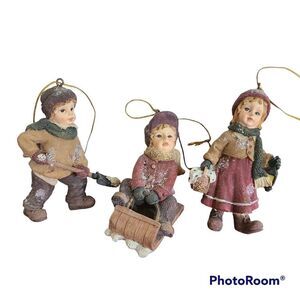 Vintage Resin Christmas Winter Young Children Ornaments Set Old-Fashioned Dress